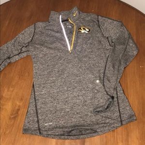 Nike long sleeve quarter zip